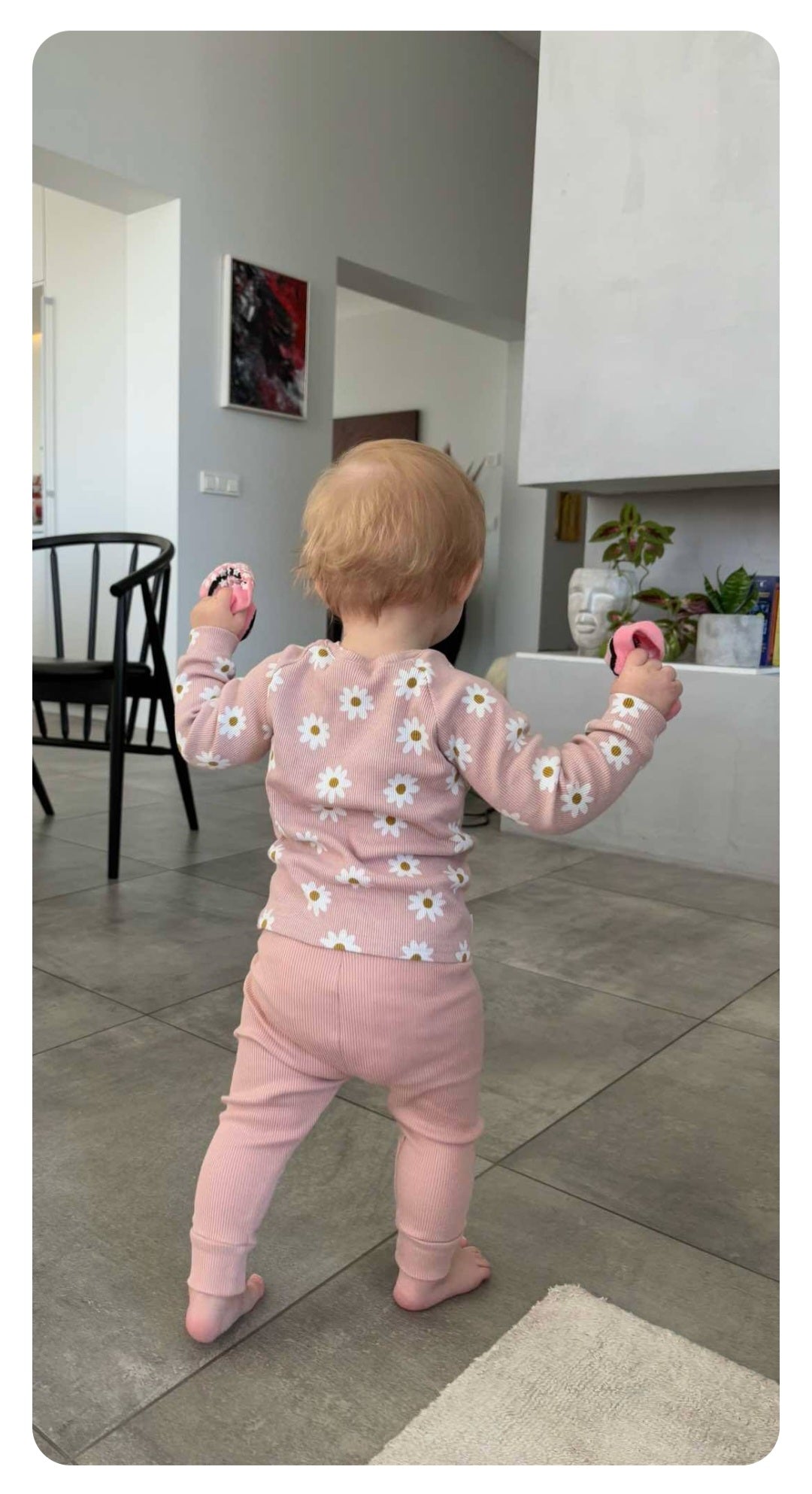 Bleik blóma rib peysa