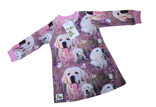 Bleikir kjólar með hunda mynstri