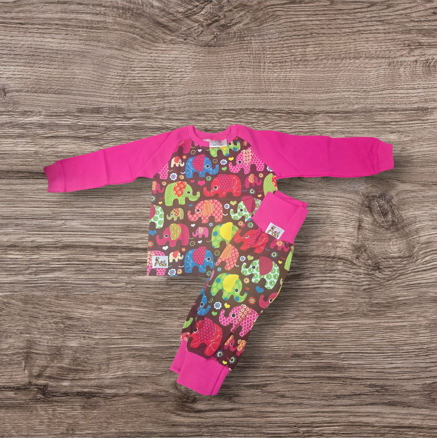 Brúnar og bleikar fíla buxur