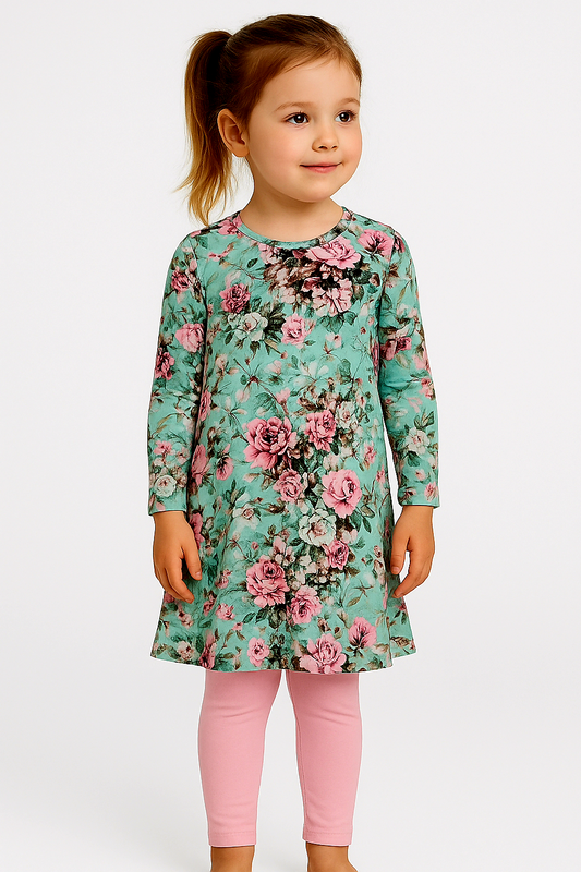 Græni og bleiki blómakjóllinn