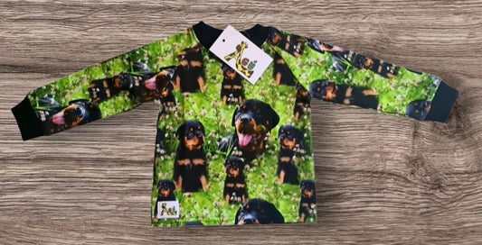 Grænar peysur með rottweiler hunda mynstri